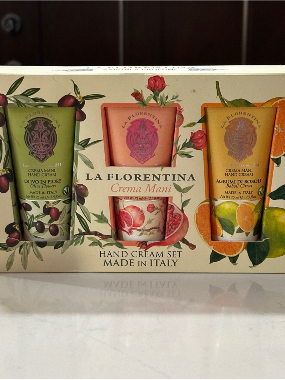 La Florentina Crema Mani Italian
Three Piece Hand Cream Gift Set
